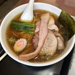 手打中華 餐 - 照明チャーシュー麺