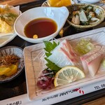 風和里 - 刺身アップ