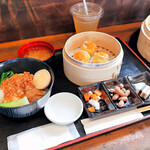 もちロン - エビシューマイ定食