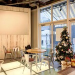 cafe STUDIO - 店内の一角