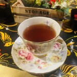 TWINS - 紅茶にはベリーソース？の風味