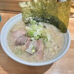 らーめん 小鍛治 - らーめん 細麺　¥950