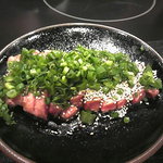 牛もつ鍋専門店 やま本 - 肉たたき