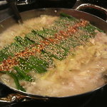 牛もつ鍋専門店 やま本 - もつ鍋（味噌味）