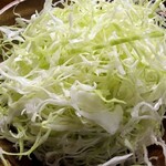 とんかつ 勝泉 - キャベツ