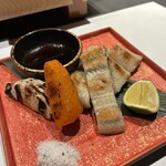  icHi - 鰻の白焼き、金時人参