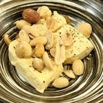 武蔵小山 神鶏 - チーズ味噌漬け 589円