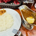 カレー専門店 B - 