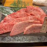 神戸牛焼肉 石田屋。Hanareの上 - 