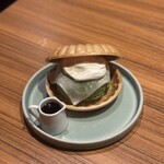 中目黒焼肉 登牛門 - 