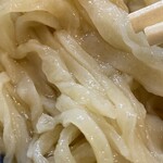 自慢亭 - なめらかな　つるんとした舌触りの麺