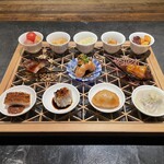 仁修樓 - 12種類の小皿のお料理(中国式八寸)