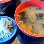 Kiyoshi - 味噌汁と漬物