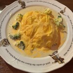 ラケル 大宮店 - ブロッコリーチーズオムライス