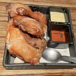 桜ヶ丘 椿堂 - 名物！ひな鳥の半身揚げ