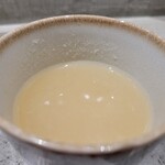 ココトラ - お通し【先出し】｢出汁大根汁&(お味噌汁)｣合わせて[400円]！