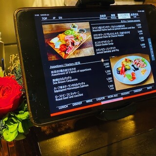 お好きなタイミングで料理もお飲み物も、セルフオーダーで安心！