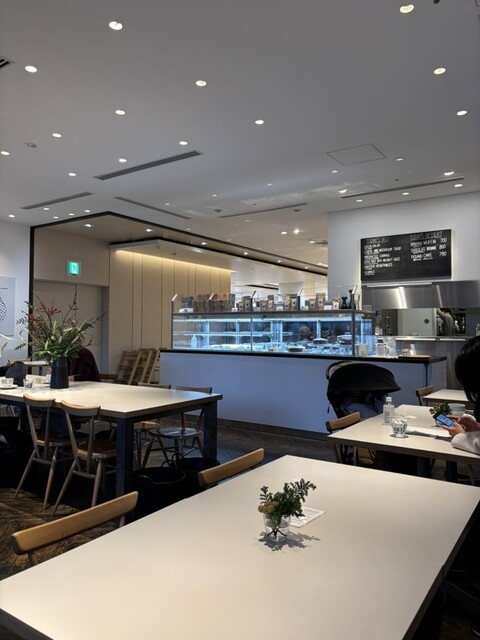 マーガレット ハウエル ショップアンドカフェ 二子玉川 （MARGARET