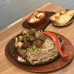 BEEF KITCHEN STAND 横浜アソビル - 