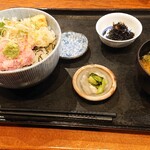 六右衛門 - 