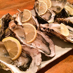 能登の夜市 - 真牡蠣