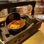 六本木 大皿焼肉 老中 - 〆老中雲丹いくら丼