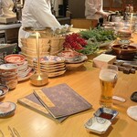 六本木 大皿焼肉 老中 - 店内