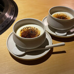 六本木 大皿焼肉 老中 - 杏仁豆腐のブリュレ