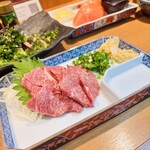 大衆酒場 華の金曜日 - とろける馬刺し！物凄く美味しいの╰(*´︶`*)╯