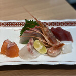 魚河岸 こうちゃん - 刺身盛り合わせ