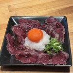 北新地ここの - カンガルーのユッケ