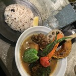 スープ・カレー・イシバ - ベジタブルカレー3辛とライス200g