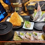 浜焼き･海鮮丼 かもめ丸 - 