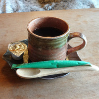 志ぐれ亭 - 2012年10月　朝食後は囲炉裏端でコーヒーをいただきました（´∀｀）
