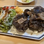 和牛のたんや - テールの塩焼き2,000円
