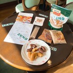 葡萄屋 - ZENBとのコラボイベントも店内開催中