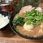 横浜家系らーめん 二代目武道家 - 白ごはん