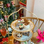 タイニー トリア アフタヌーンティー＆カフェ - 