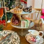 タイニー トリア アフタヌーンティー＆カフェ - 