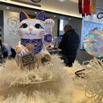 どら焼き まかな - ご利益ありそうな招き猫も♡