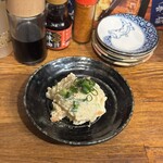 大衆酒場 もつ焼きと肉刺し ぶた横丁 - 