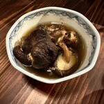 すりぃ食堂！ - 原木しいたけ酒盗焼き