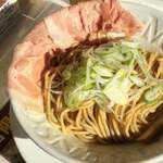 ラーメン大戦争 西新宿店 - 