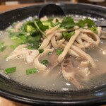 黔莊 Noodle villa - 塩煮込みラムモツヌードル