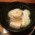 神楽坂 石かわ - 煮物：松葉蟹と味噌の真薯・豆腐・白菜・葱