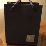 神楽坂 石かわ - 残った御飯はおにぎりにして頂きました。