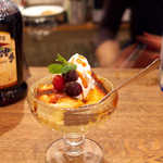 カフェ エ バール ドゥー - 自家製プリン。ブリュレ風にしてもらいました♪