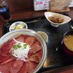 村食堂　おとと村 - 定食の全貌。