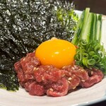 あぶり酒場 串と煙 - サガリユッケ