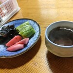 手打ち大石田そば　きよ - サービスの漬物は一人前でこんなにきます